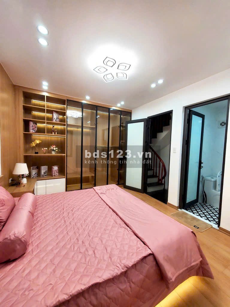 Bán nhà Tân Khai. DT 40m2 5T giá 6 tỷ Hai Bà Trưng 0947913839