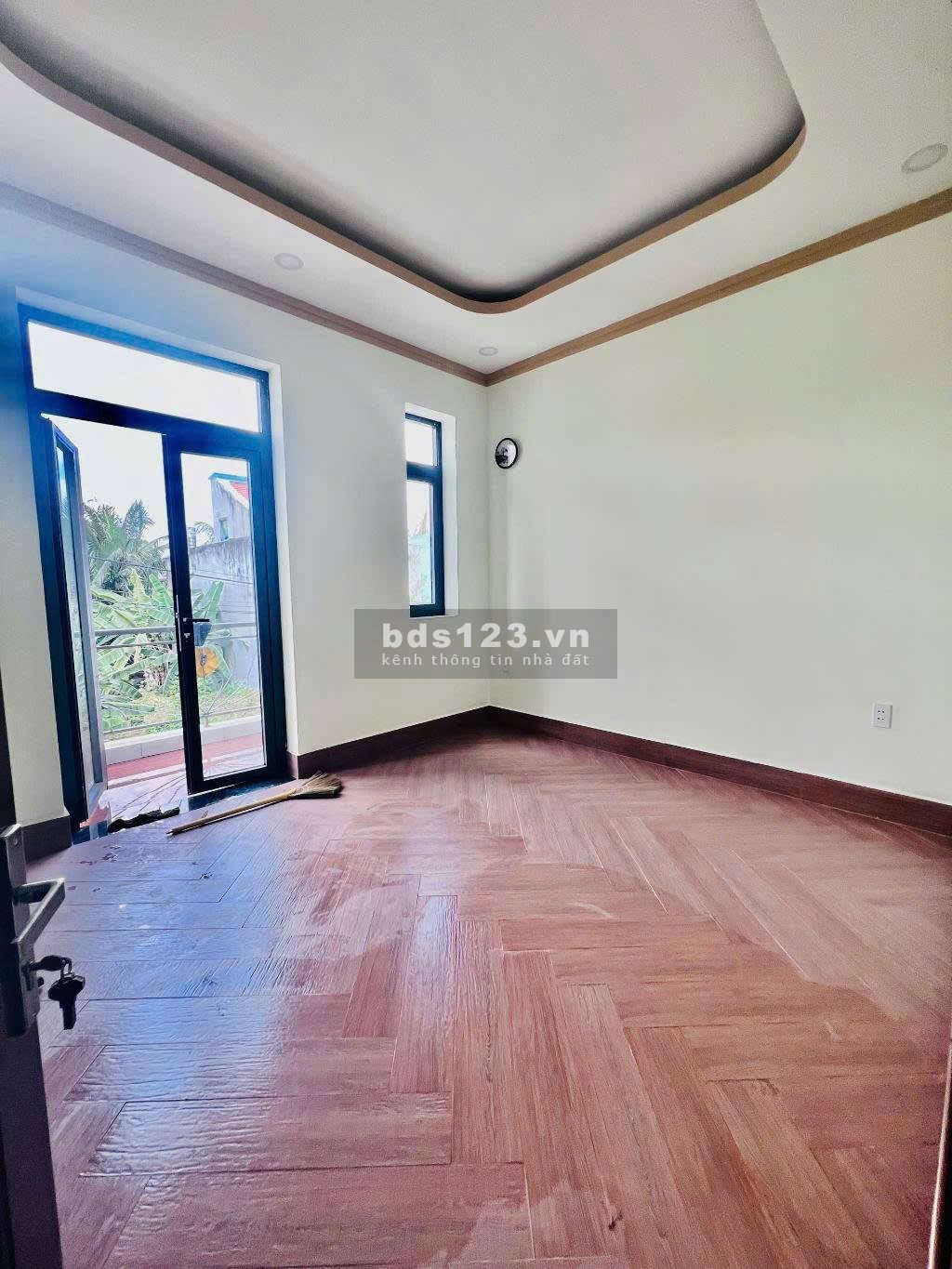 Đối diện Đông Tăng Long, Long Trường, Q9 - 3 lầu hoàn công - 60m² chỉ nhỉnh ít 5 tỷ