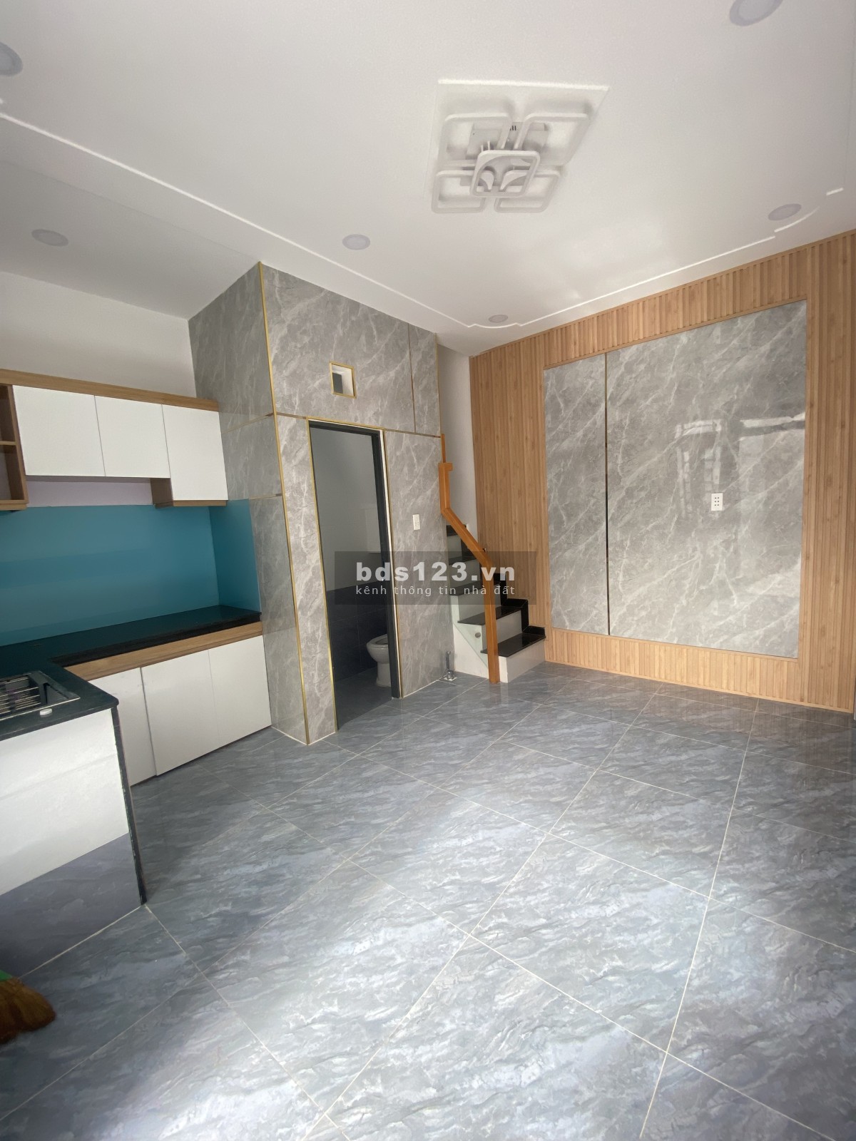 Nhà mini mới xây 2 phòng ngủ đường Lê Văn Khương Quận 12