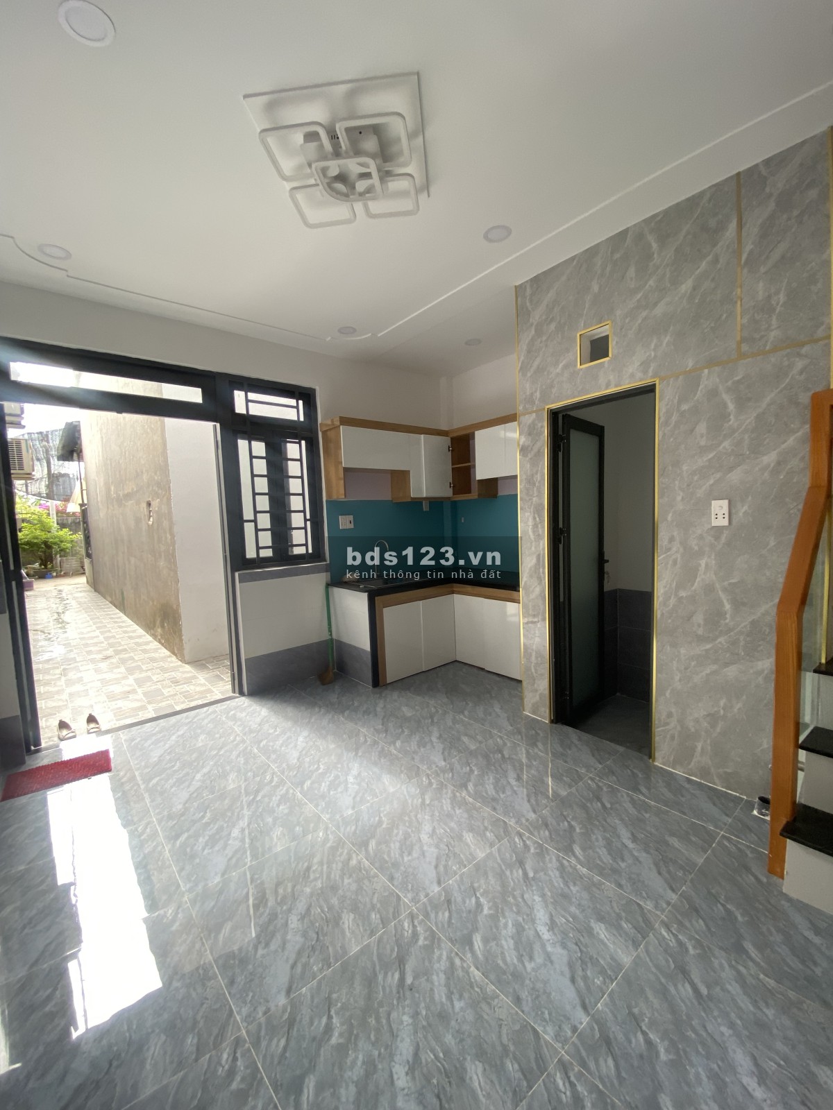 Nhà mini mới xây 2 phòng ngủ đường Lê Văn Khương Quận 12