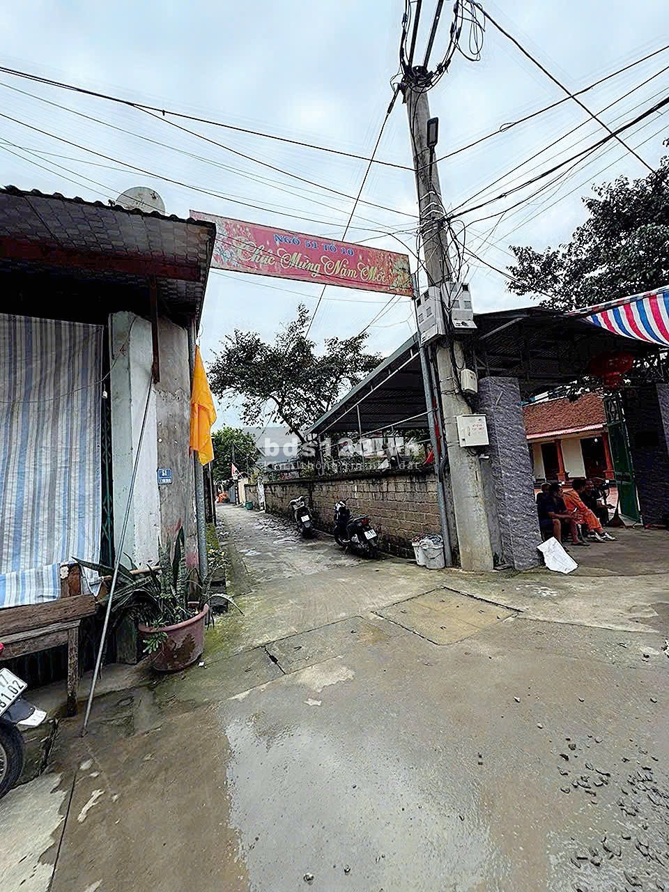 131m sẵn sổ thị trấn Xuân Mai - 100m ra quốc lộ 6 và khu đấu giá Rặng nhãn - nhỉnh 2 tỷ