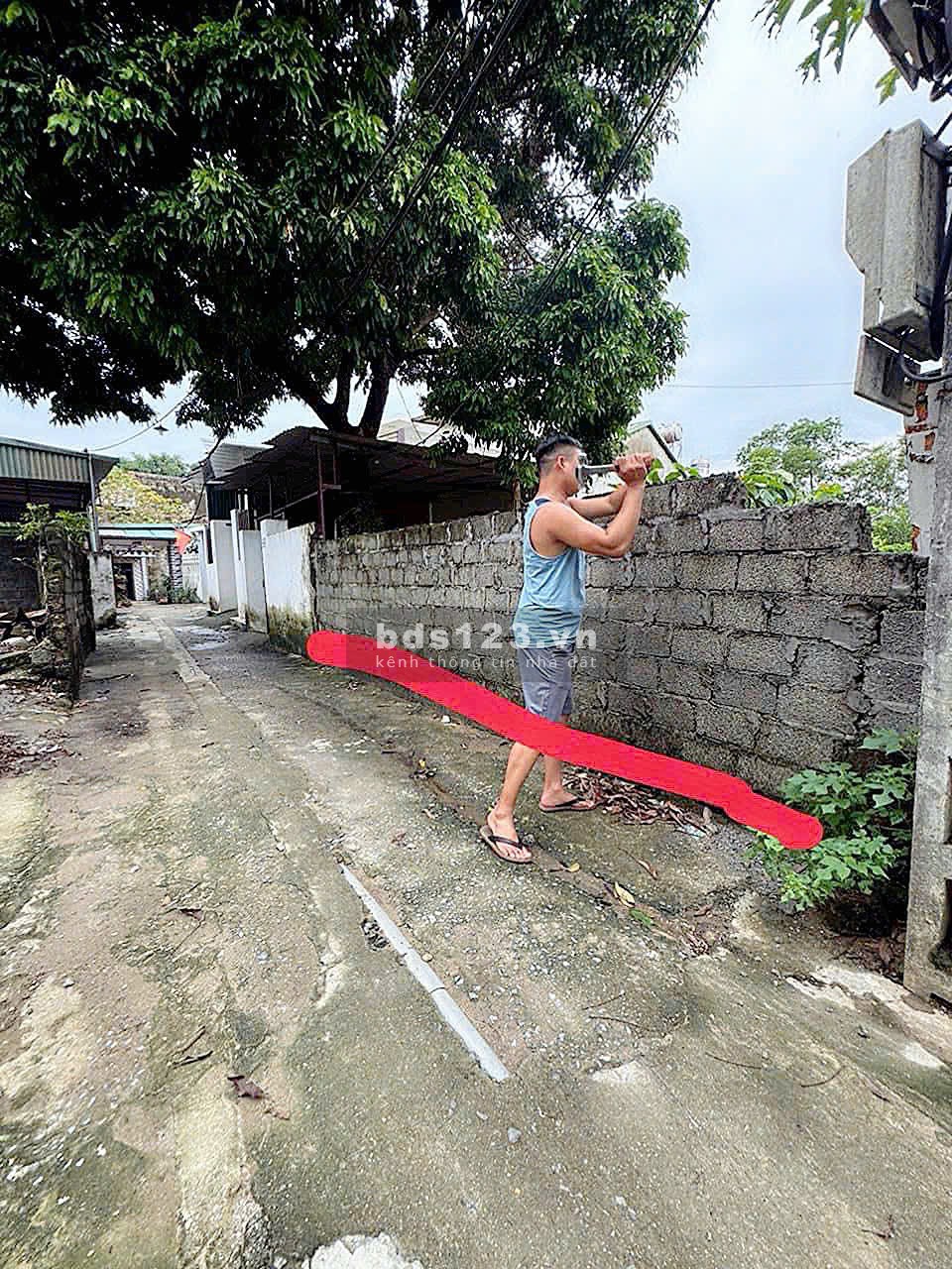 131m sẵn sổ thị trấn Xuân Mai - 100m ra quốc lộ 6 và khu đấu giá Rặng nhãn - nhỉnh 2 tỷ