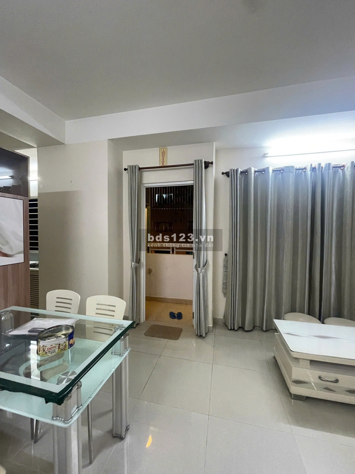 Carillon 1, Tân Bình: 97m2, 2p ngủ +, 2wc, NT giá 12tr/th