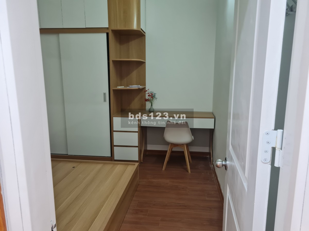 Chính chủ cần cho thuê CHCC full đồ nội thất điện tử và đồ nội thất gỗ
