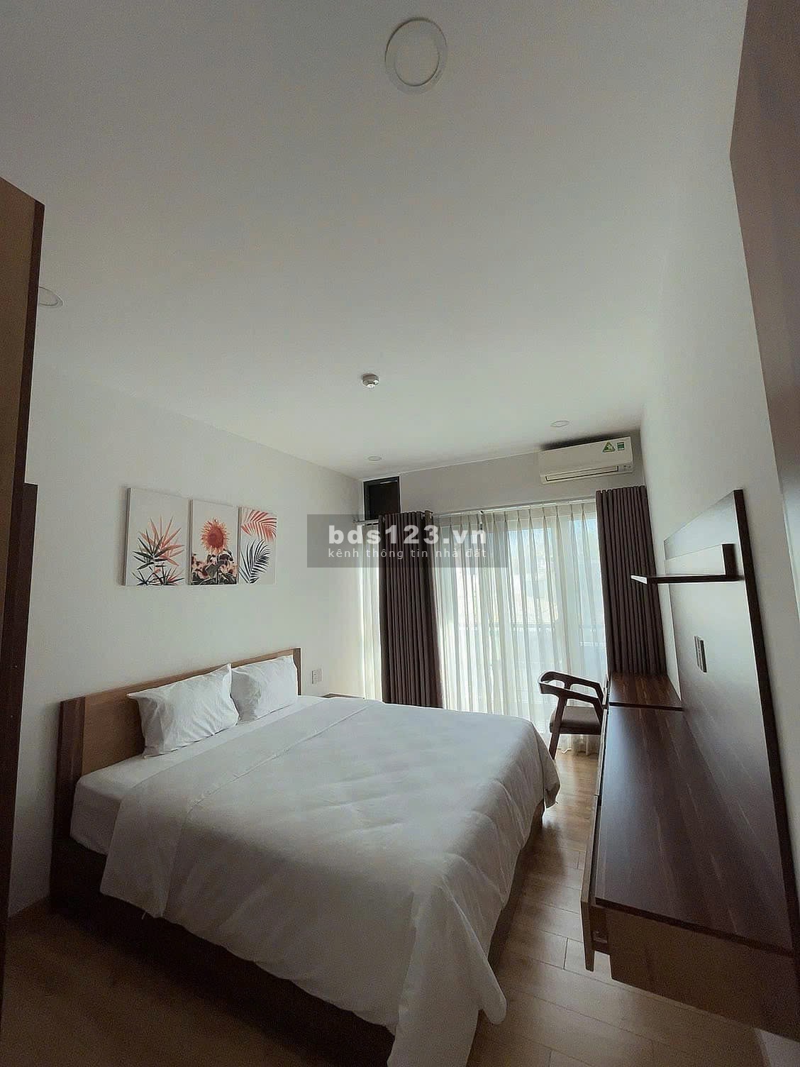 Căn hộ Ruby Garden, Tân Bình : 2p ngủ, 2wc, rộng 87m2, 11tr/th