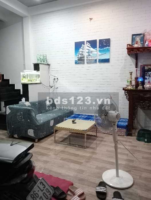 Nhà 4 tầng BTCT 40M2 cách mặt tiền kênh Tân Hóa 5M, giá chỉ chưa tới 5 tỷ