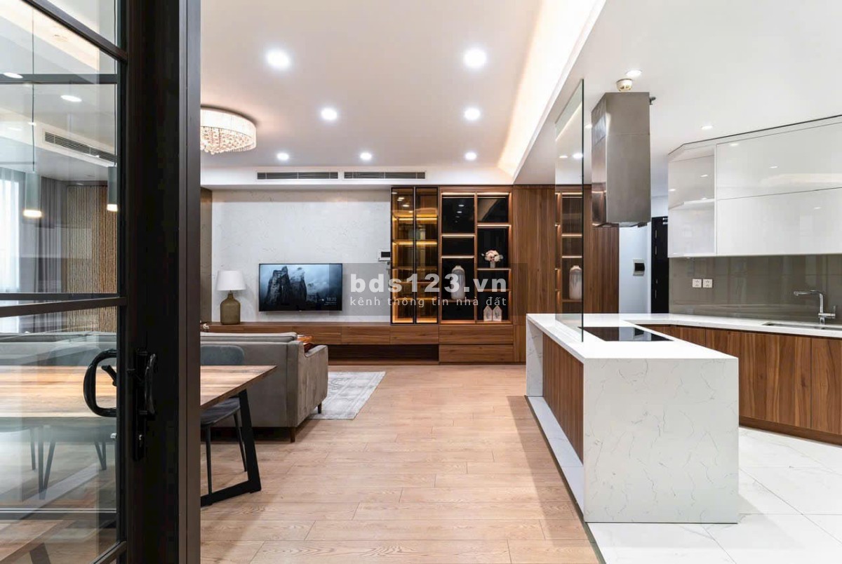 Quỹ căn 2pn giá tốt chủ nhà cần bán gấp Royal city - ưu tiên khách vào tiền ngay - 0973 049 966