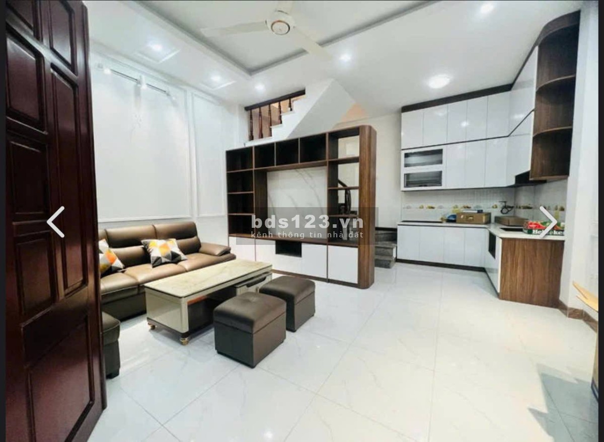 Bán nhà 2 mặt tiền - Sát Nguyễn Chí Thanh - Đường ô tô phi - Kinh doanh đỉnh kết hợp dòng tiền