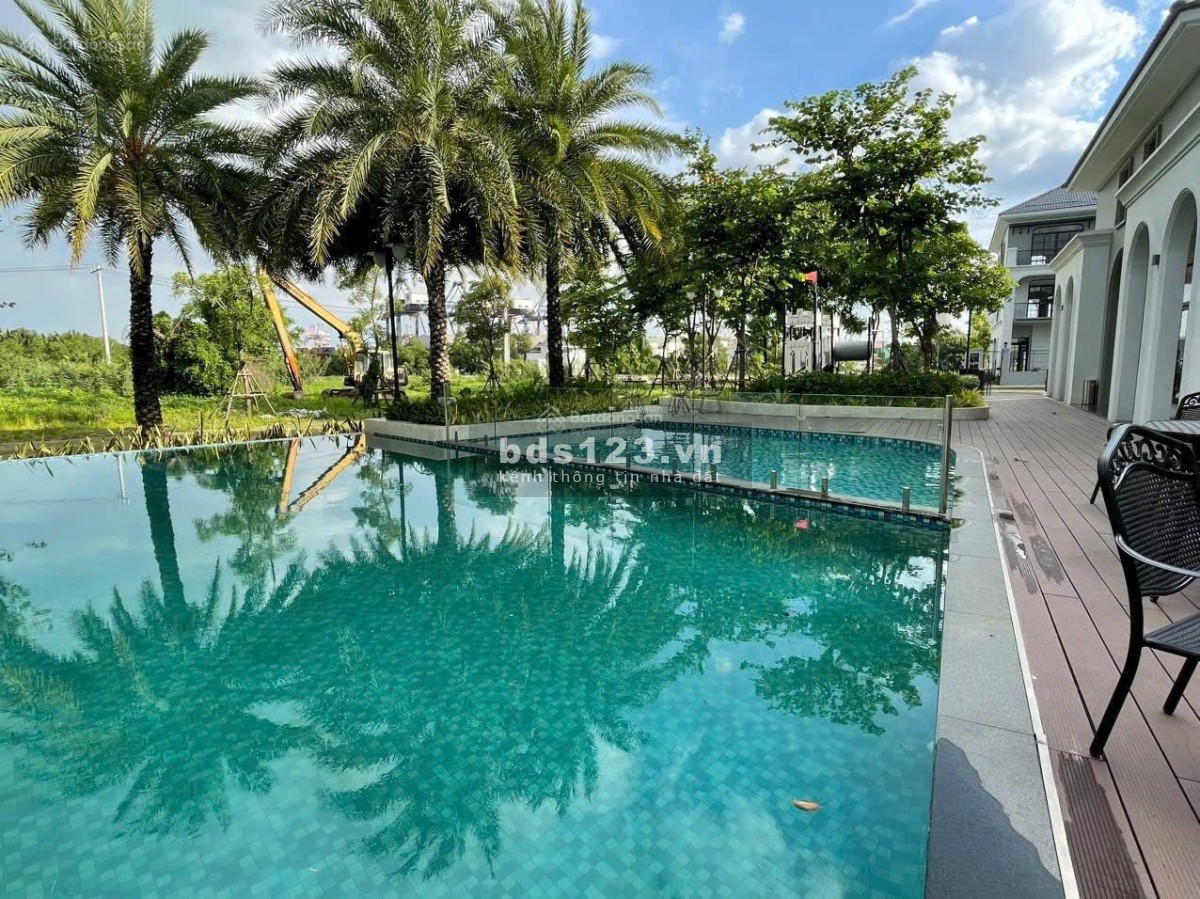 Bán nhà phố 5X27, 3 phòng ngủ, 1 trệt 2 lầu (Palm City Novaland)