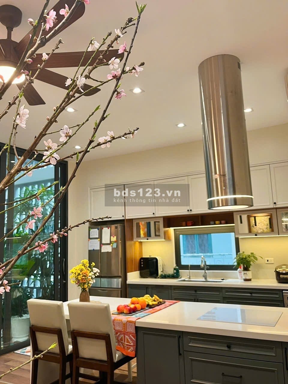 Chính chủ gửi bán LK Văn quán 97m2 x 5 tầng, Trục chính kinh doanh, 2 thoáng, 3 ô tránh, giá đầu tư