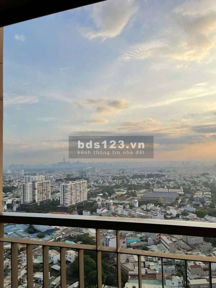 Chung cư Everich Lê Đại Hành, P15, Q11: 120m2, 2pn, 2wc, 18tr