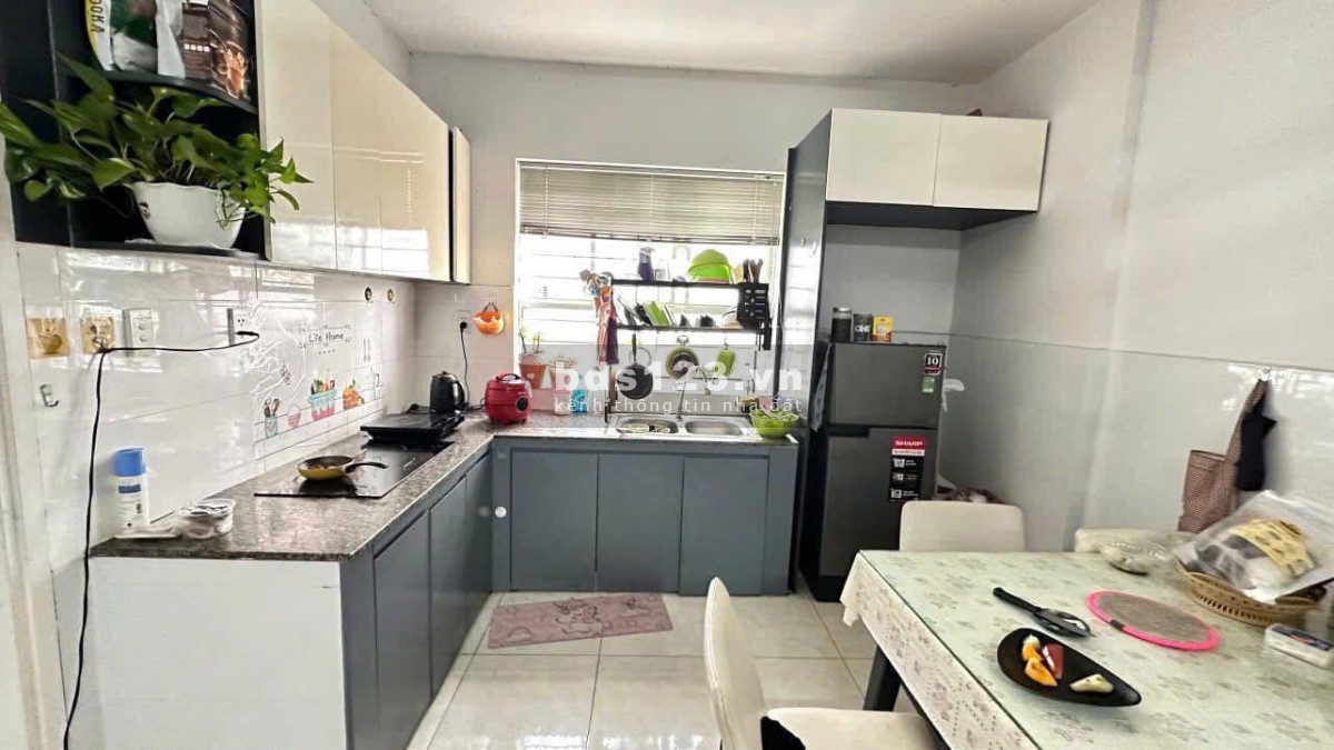 Chung cư Screc, Trường Sa, P12, Q3: 3p ngủ, 2wc 92m2 15tr/th