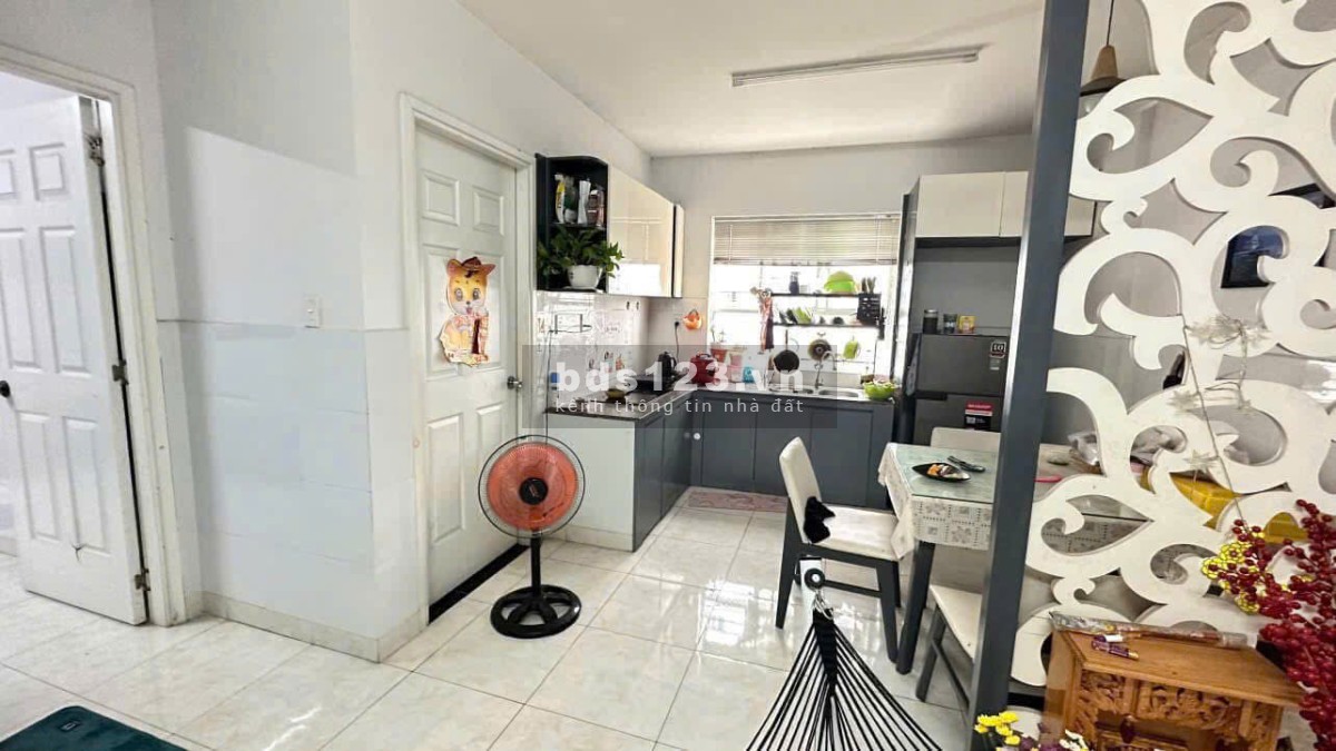 Chung cư Screc, Trường Sa, P12, Q3: 3p ngủ, 2wc 92m2 15tr/th