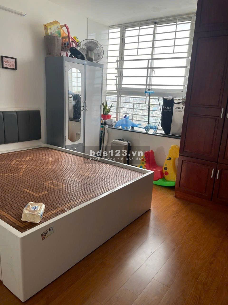 Chung cư SaiGon Town, Thoại Ngọc Hầu, Tân Phú, 100m2, 3PN, 11tr/tháng.