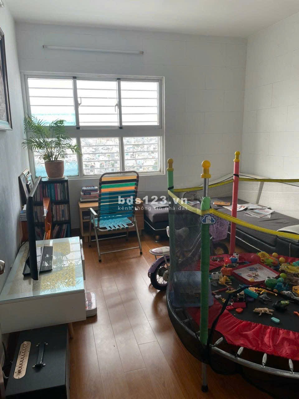 Chung cư SaiGon Town, Thoại Ngọc Hầu, Tân Phú, 100m2, 3PN, 11tr/tháng.