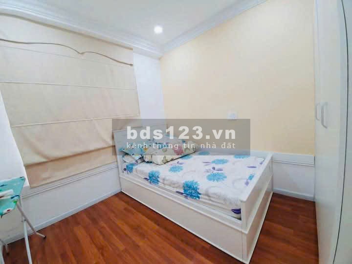 Chung cư Thuỷ Lợi, Nguyễn Xí, BT: 120m2, 3pn, 2wc, full nt 18tr/th