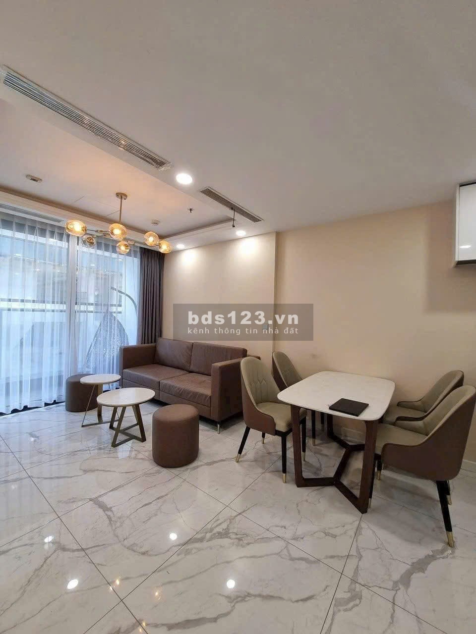 CCCC Republic Plaza, 18E Cộng Hoà, p4, TB, 55m2, 1PN, 13tr5/tháng.