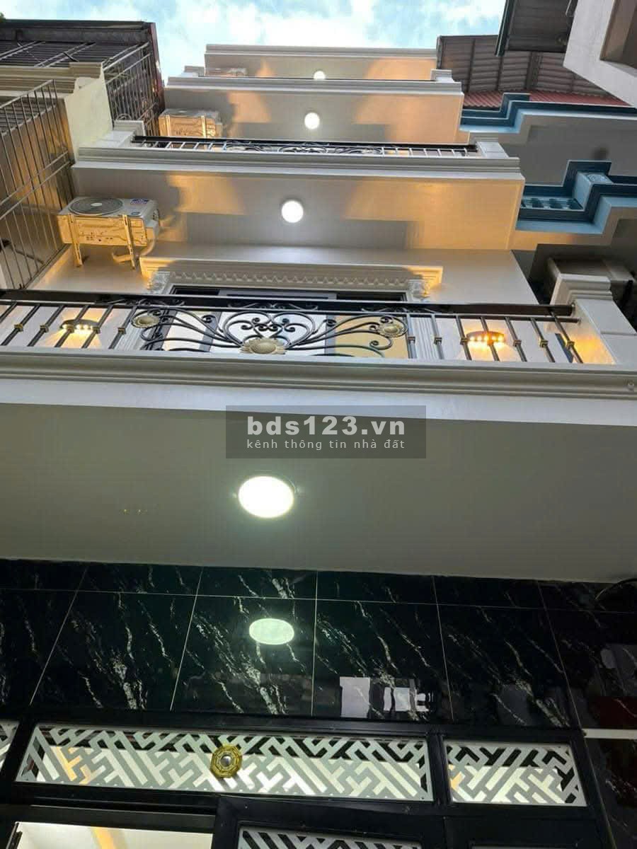 Bán lô góc.191 Minh Khai 50m2 5T Nhỉnh 6tỷ Hai Bà Trưng 0947913839
