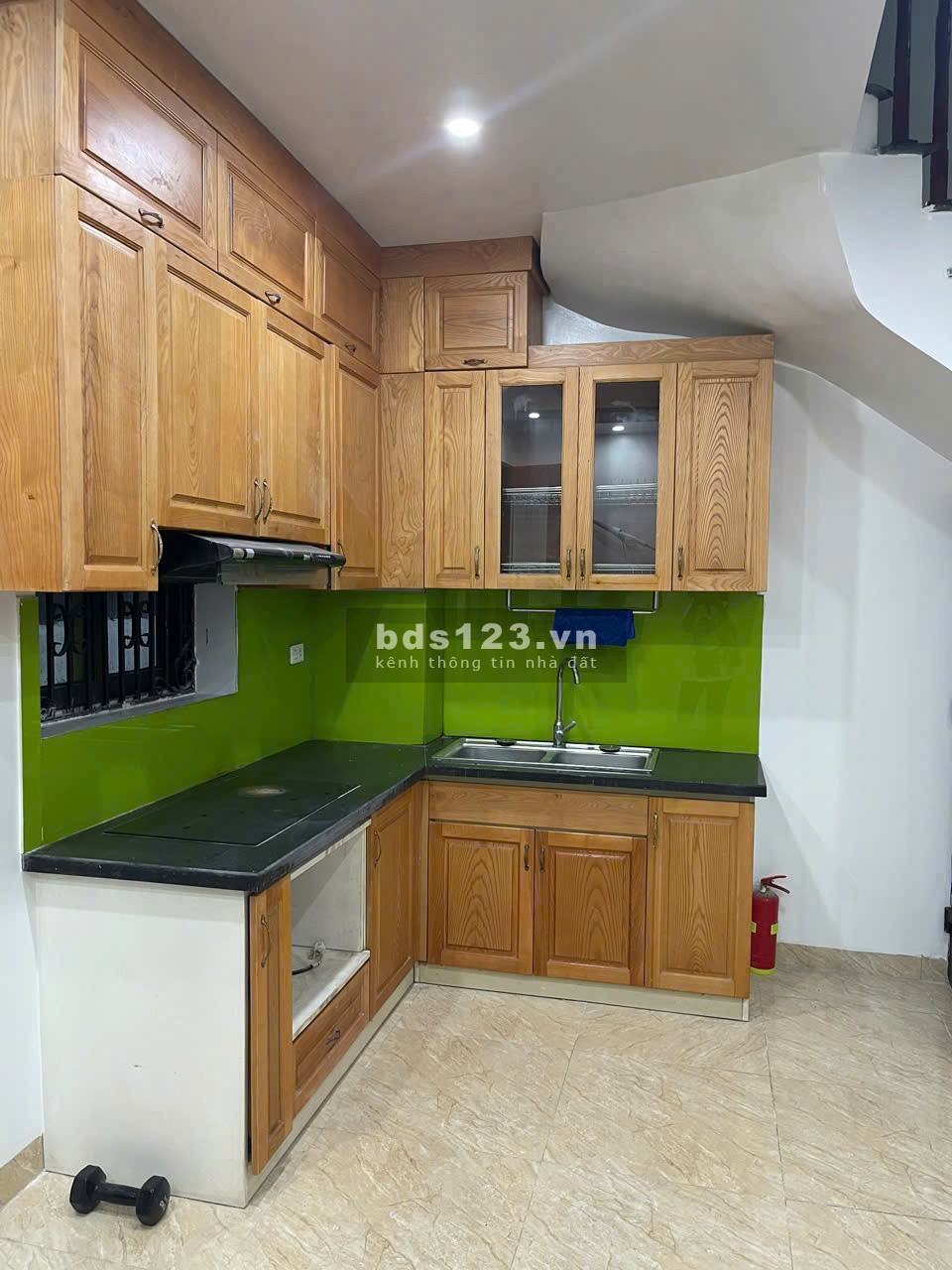 Nhà phố Ngọc Thụy 30m2, 5 tầng, ngõ thông thoáng, ô tô đỗ cách nhà 10m, giá đầu tư 5.65 tỷ
