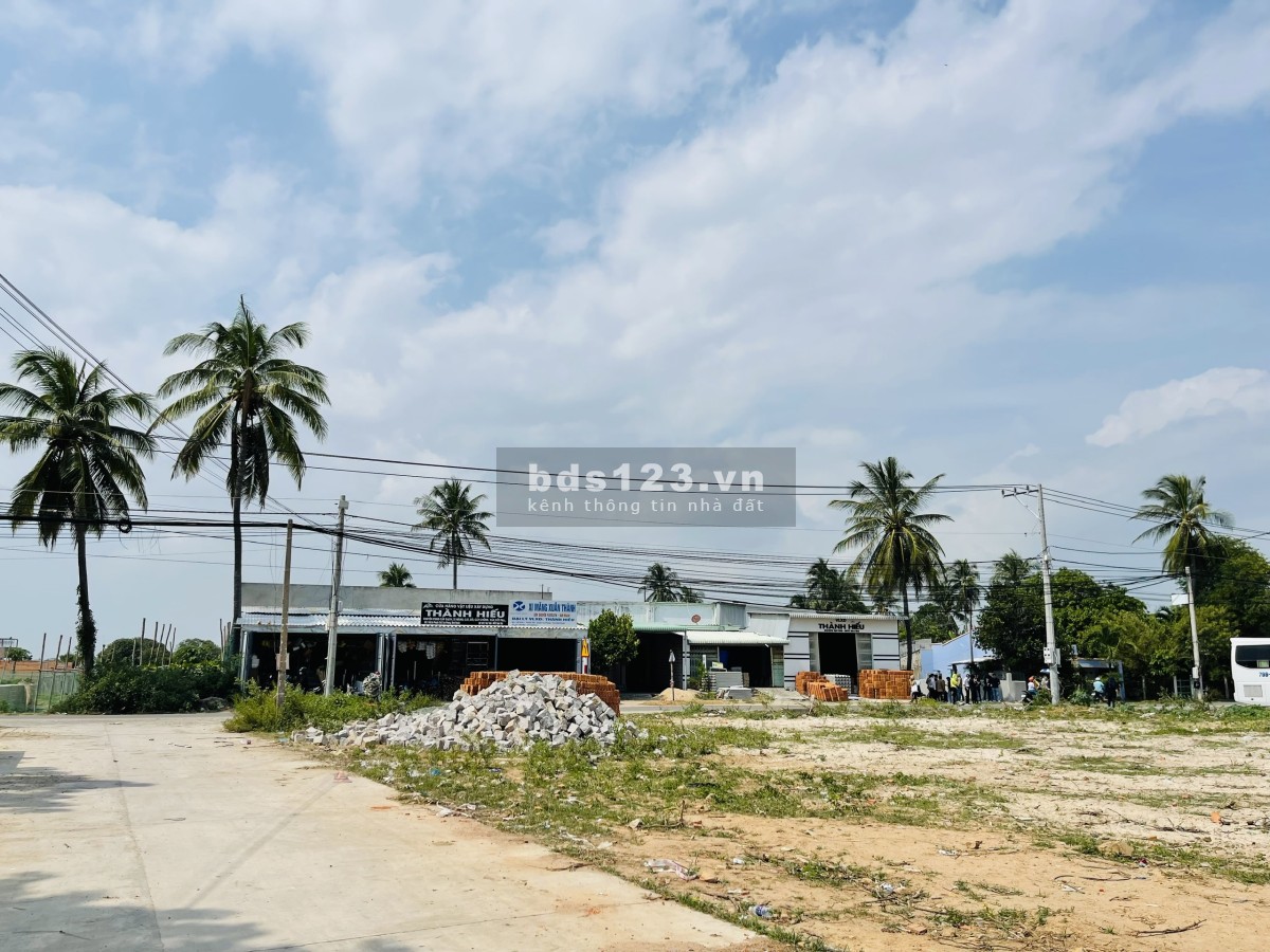 Đầu tư sinh lời ngay – Đất nền biển Bình Thuận, sổ đỏ, giá tốt nhất. LH 0905 272 789