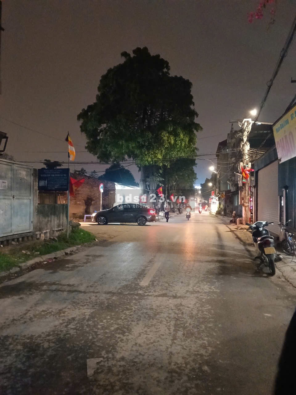 Bán nhà mặt phố 100m2 MT 5.5 P. Minh Khai, Bắc Từ Liêm. Kinh doanh sầm uất