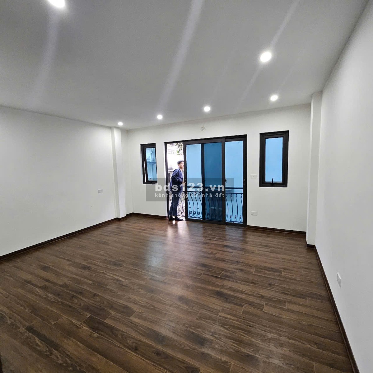 HOT 6tầng thang máy 40m2 full nội thất hơn 7tỷ ngay 74/40 Thượng Thanh