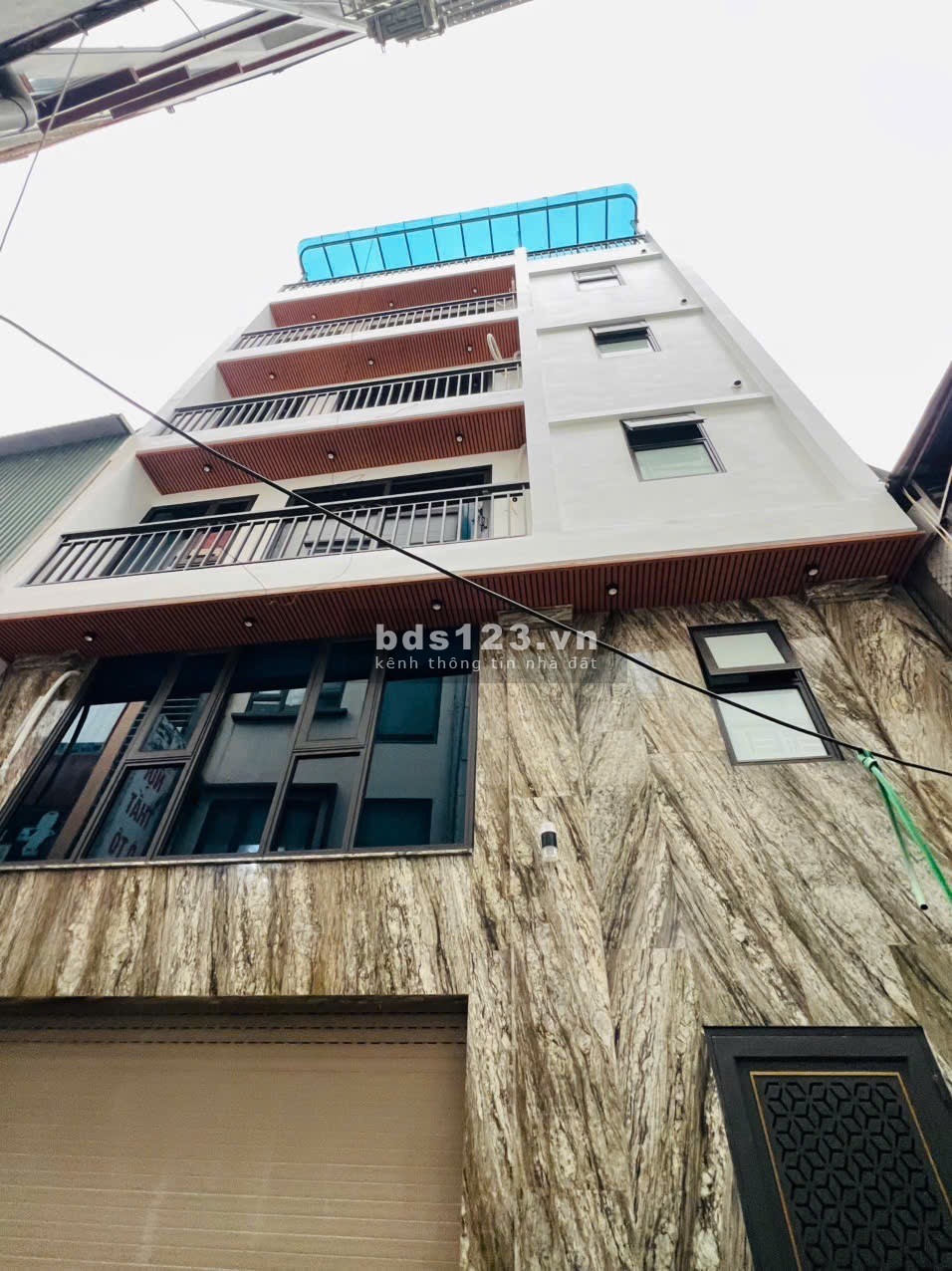 Siêu phẩm Quận Hoàng Mai - Ô tô tránh - Diện tích 40m² - 10 tỷ