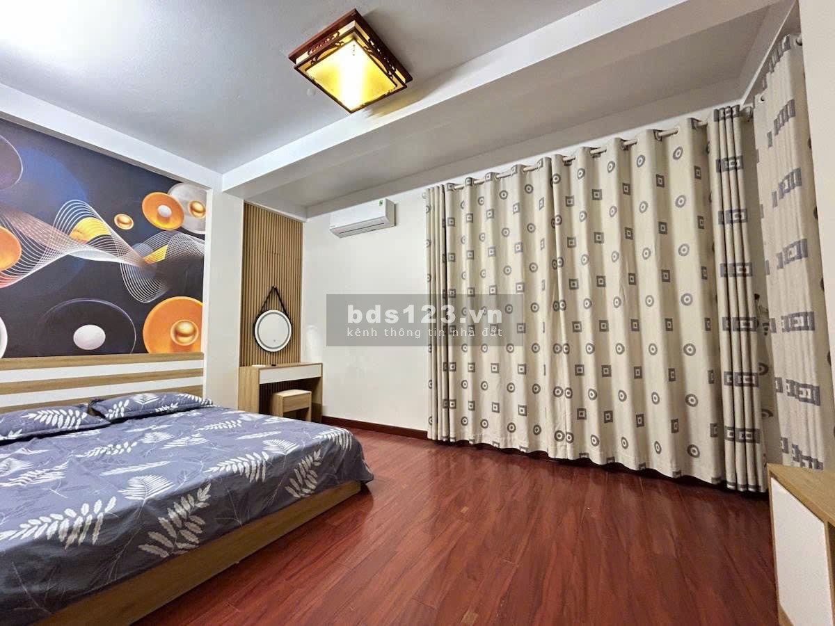 Mặt phố kinh doanh sầm uất - Trung tâm Quận Hoàng Mai - Diện tích 45m² - 5 tầng - Nhỉnh 9 tỷ