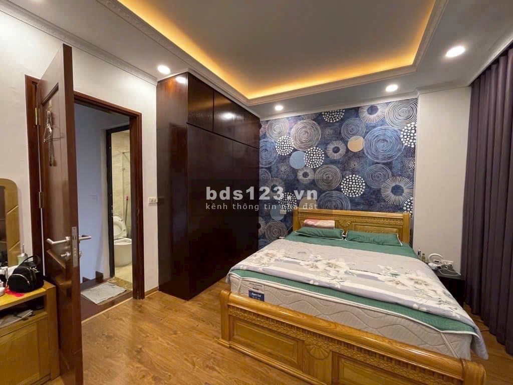 Siêu phẩm hiếm có trung tâm quận Hoàng Mai - DT 35m2 - MT 5m - 5 Tầng - Nhỉnh 8 tỷ
