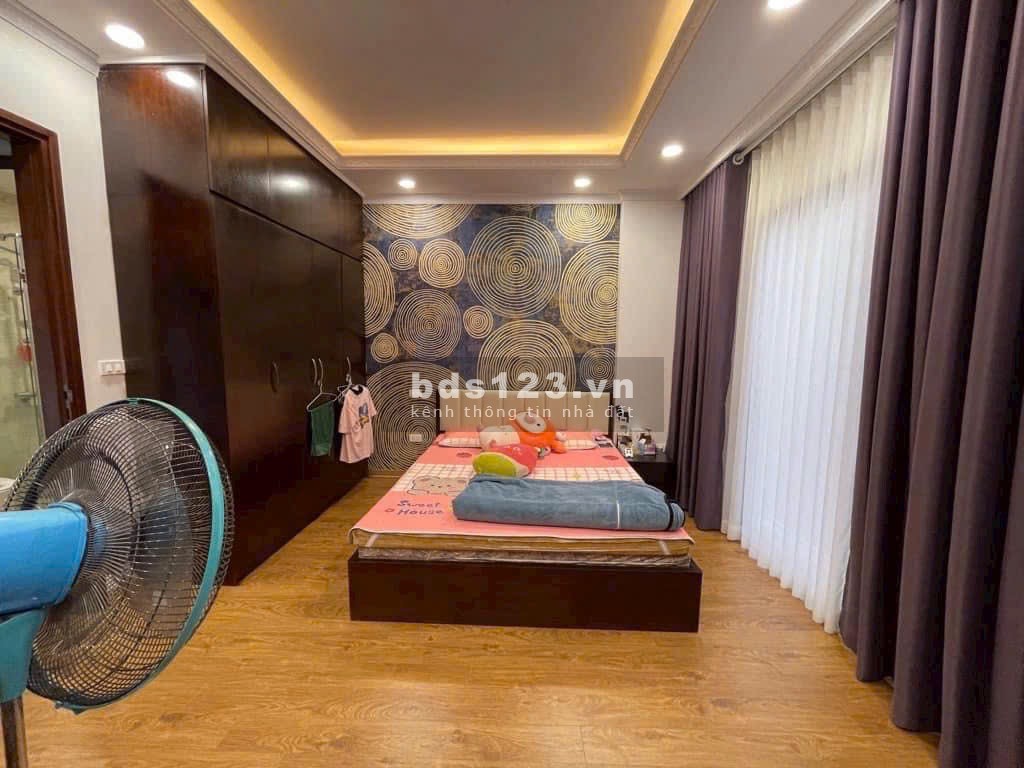 Siêu phẩm hiếm có trung tâm quận Hoàng Mai - DT 35m2 - MT 5m - 5 Tầng - Nhỉnh 8 tỷ