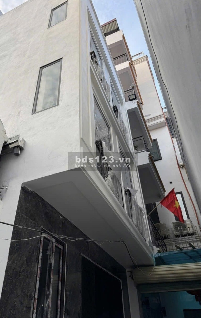 3.3 tỷ, 3 tầng. Nhà đẹp lung linh, Bích Hoà - Thanh Oai