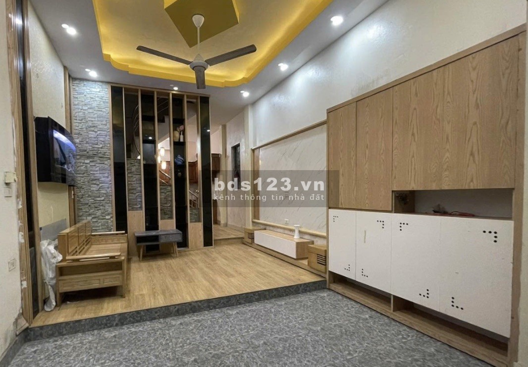 Siêu phẩm Cao Viên - Thanh Oai, Ô tô đỗ cửa