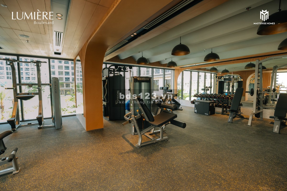 Bán gấp 2PN2WC giá tốt 3,990 tỷ, rẻ nhất thị trường, view hồ bơi, Lumiere Vinhomes Grand Park Q9