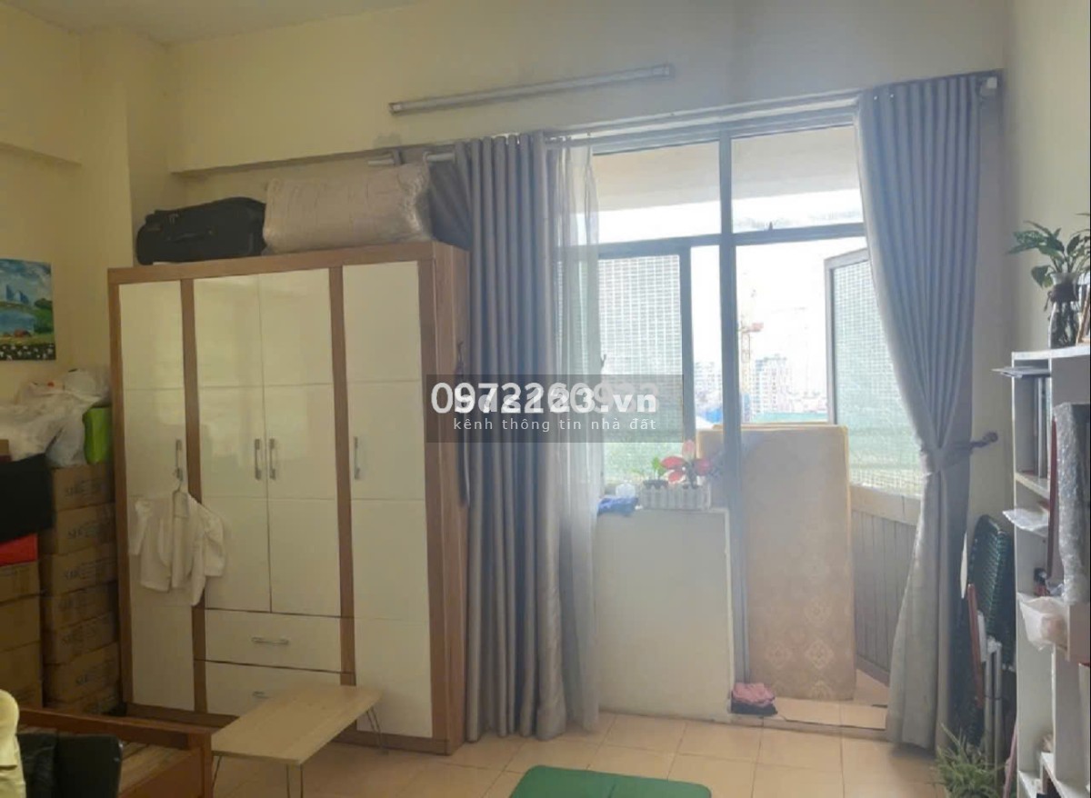 Bán căn hộ đường Vũ Phạm Hàm, giao thông thuận tiện, ô tô đậu thoải mái. Giá 4,55 tỷ