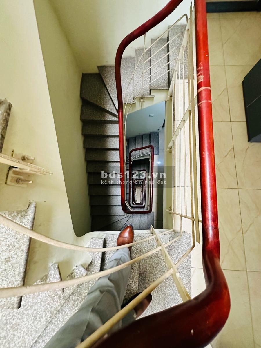 Bán Nhà Mặt Phố Quan Hoa, 59 tỷ, 110m2, 12PN, 8WC, 9Tầng, Mặt Tiền 6m