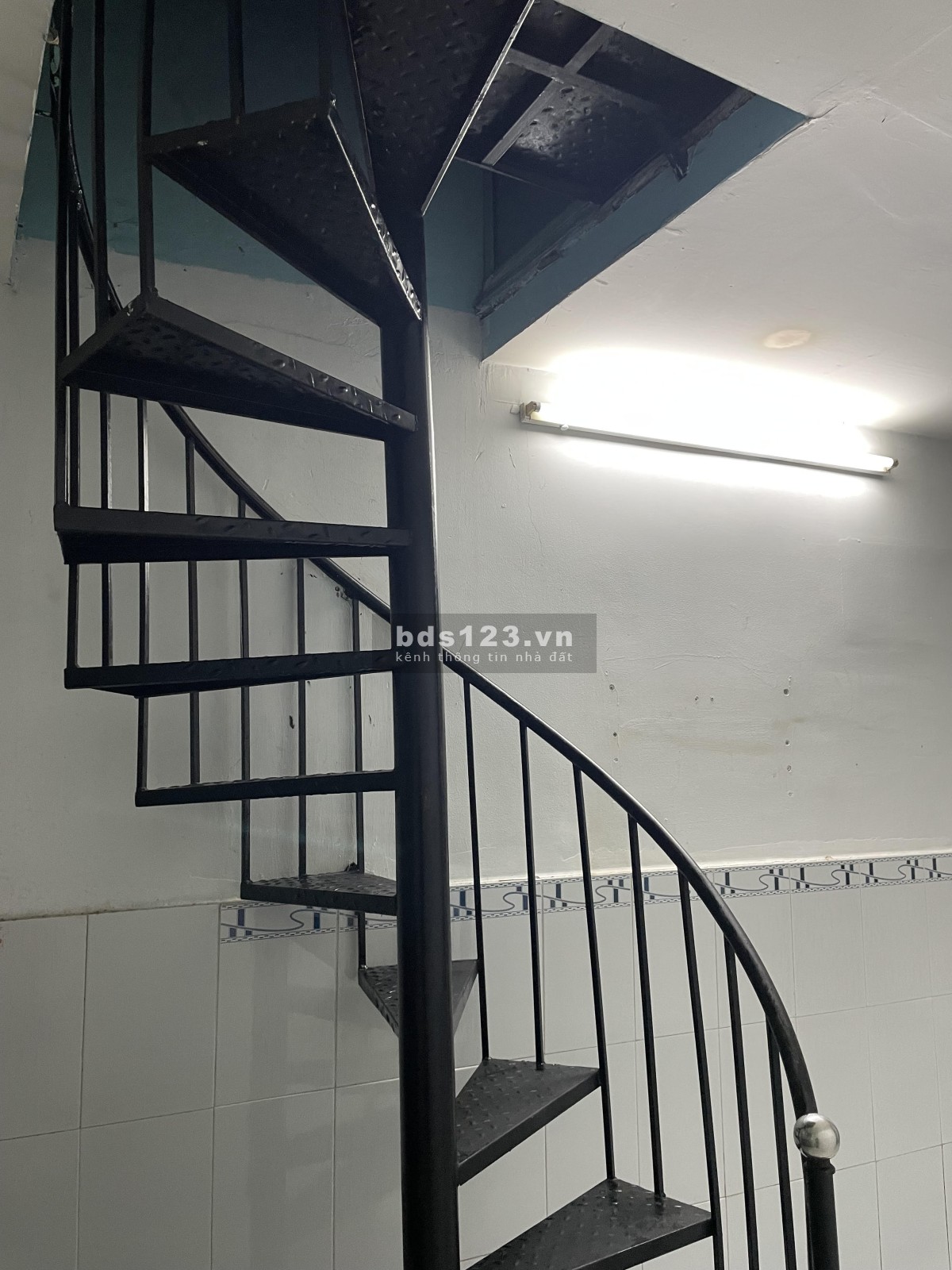 Cho thuê nhà nguyên căn chính chủ 40m2 gần giáo xứ Hòa Bình, đ.Nguyễn Kiệm, P3, GV