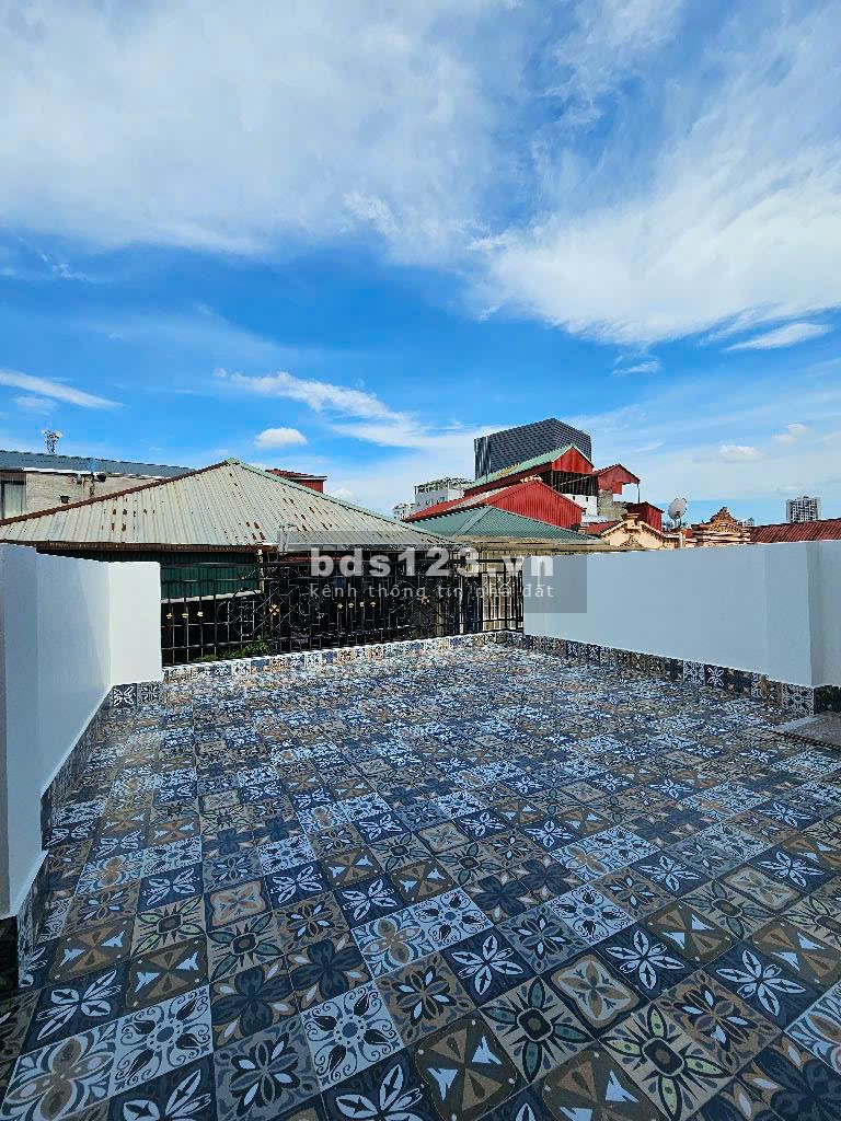 Bán Gấp Nhà 43m 4T MT3.6m giá nhinh 6Tỷ. Ngõ Quỳnh Hai Bà Trưng 0947913839