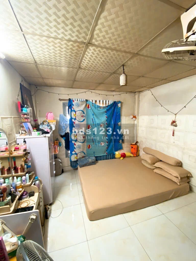 Cần bán gấp nhà mặt tiền Mạc Vân P.12 Q.8. Dòng tiền tốt. DT 38m2. Giá chỉ nhỉnh 4tỷ