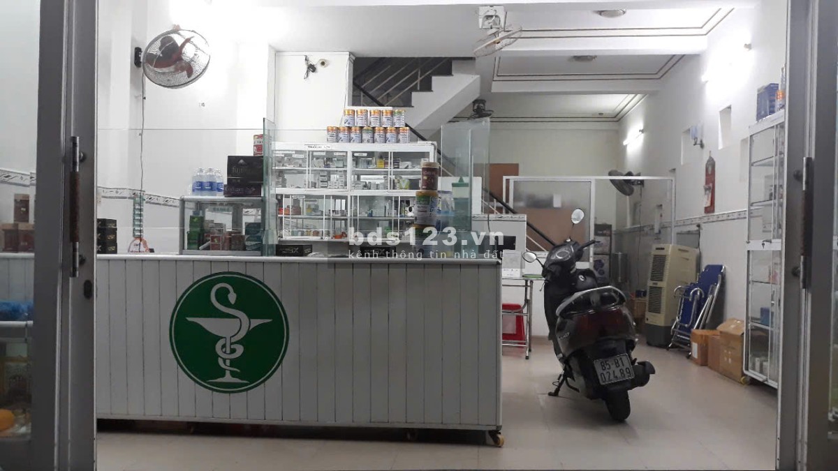 Bán gấp chỉ 4,5 tỷ nhà phố 3 tầng 349A Ngô Gia Tự, trung tâm TP. PRTC Ninh Thuận. Ngang 5,5m nở hậu