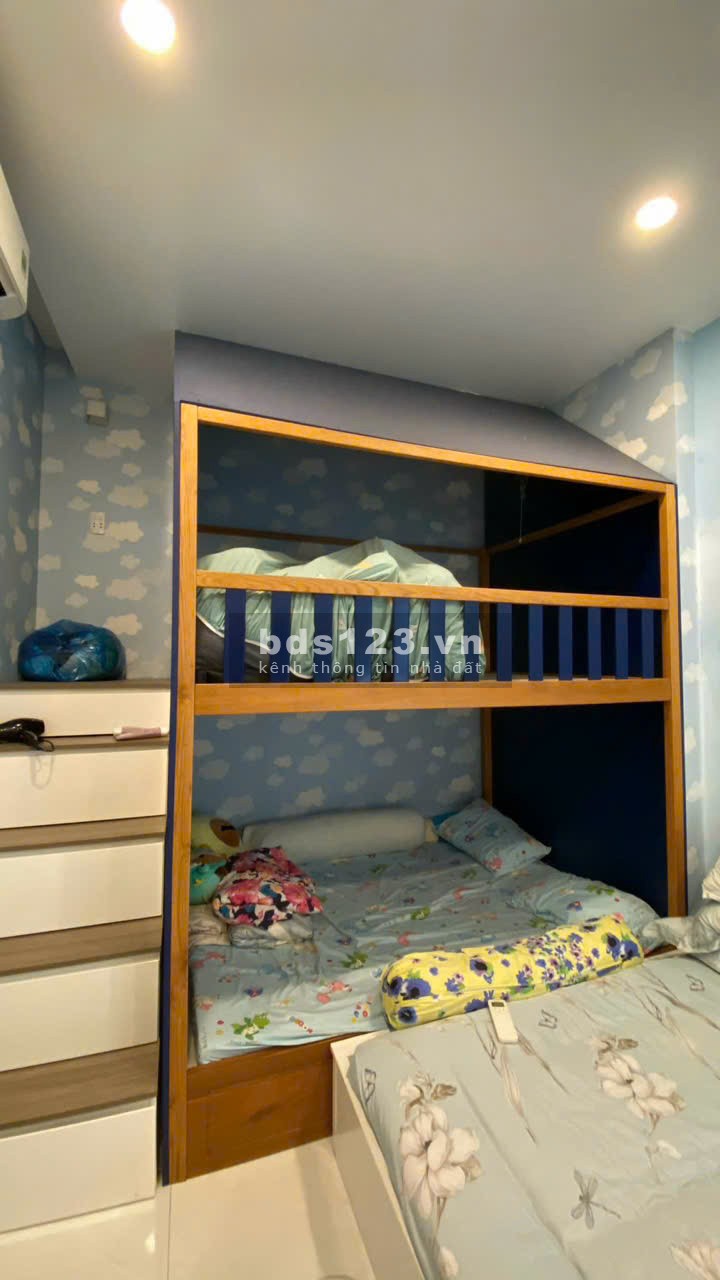 Góc 2 MT đường CMT8 Q10 (5,5X14m) 77,5m2, 5 tầng, tặng full nội thất cao cấp, giá 13,4 tỷ