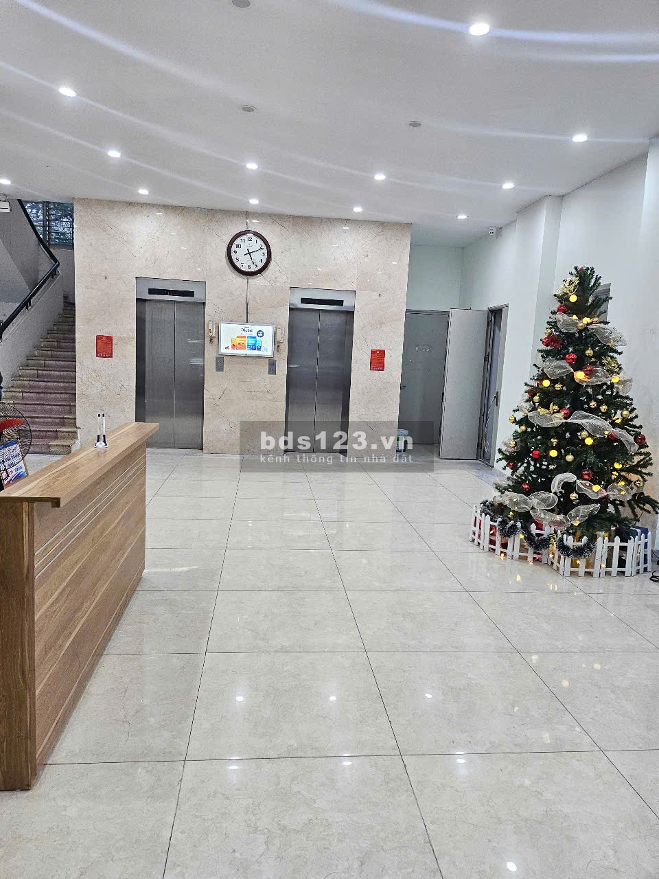 Bán căn hộ chung cư 50m2, 2 PN tòa A6C Nam Trung Yên