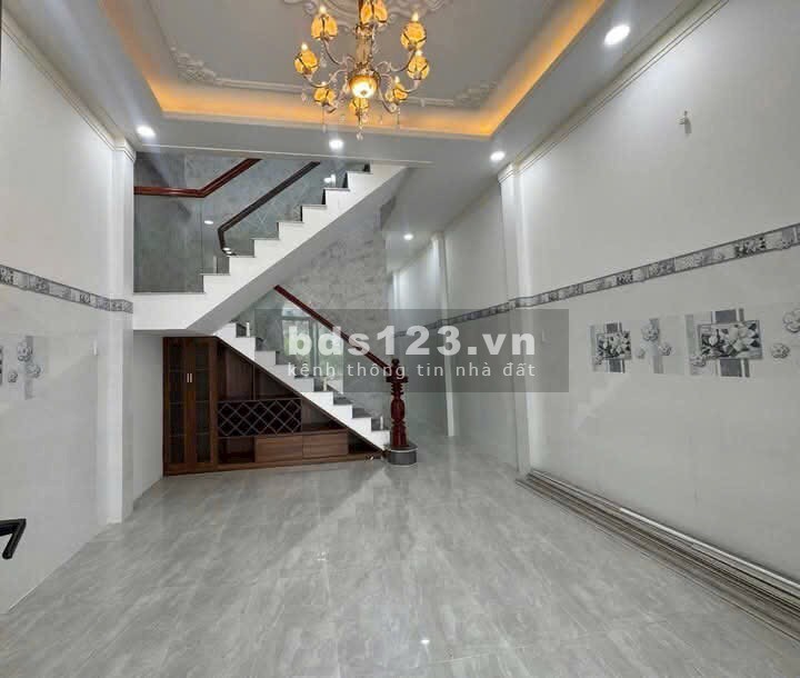 Nhà mới 1 trệt 1 lầu, đường 17A, khu Minh Linh, phường 5, TP Vĩnh Long (2 tỷ 350)