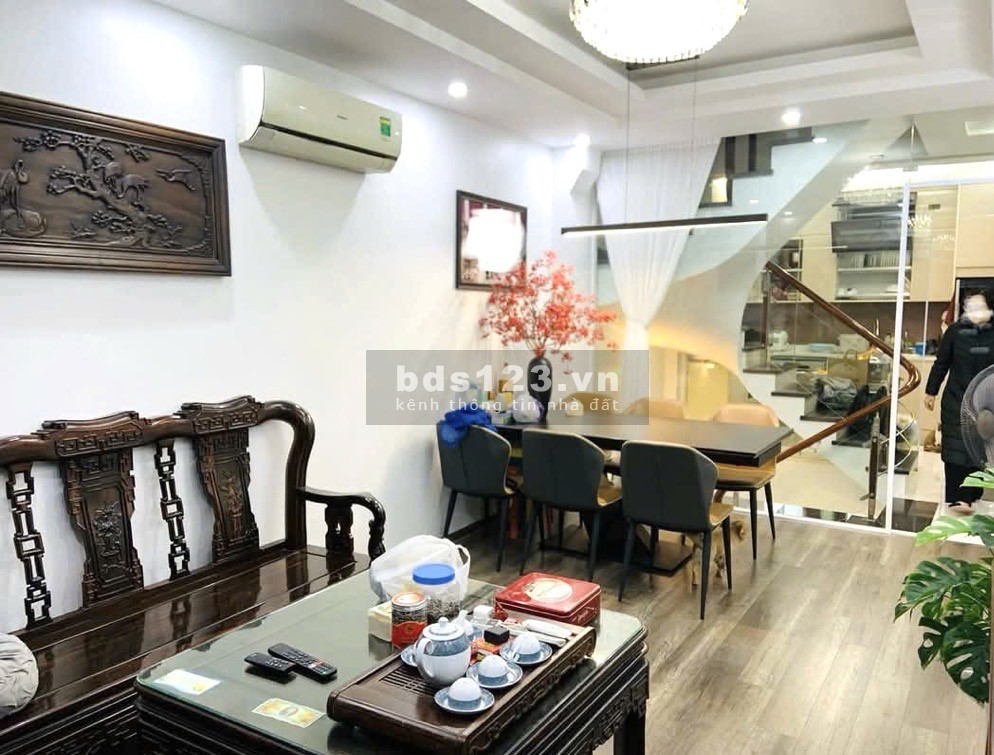 Hiếm, nhà phân lô Quang Tiến 38M x 5T, Ô TÔ tránh, KD đỉnh, 8,39 tỷ 0855278658