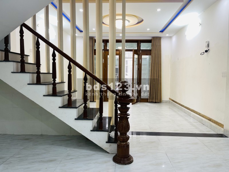 Bán nhà kiệt Phạm Cự Lượng - trung tâm Sơn Trà
