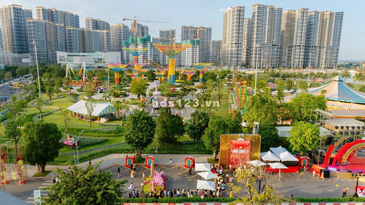 Bán lỗ sâu 3PN 100m2 View Hoa Hậu CV 36ha, view Sông 6.5 tỷ Lumiere Boulevard Vinhomes Q9