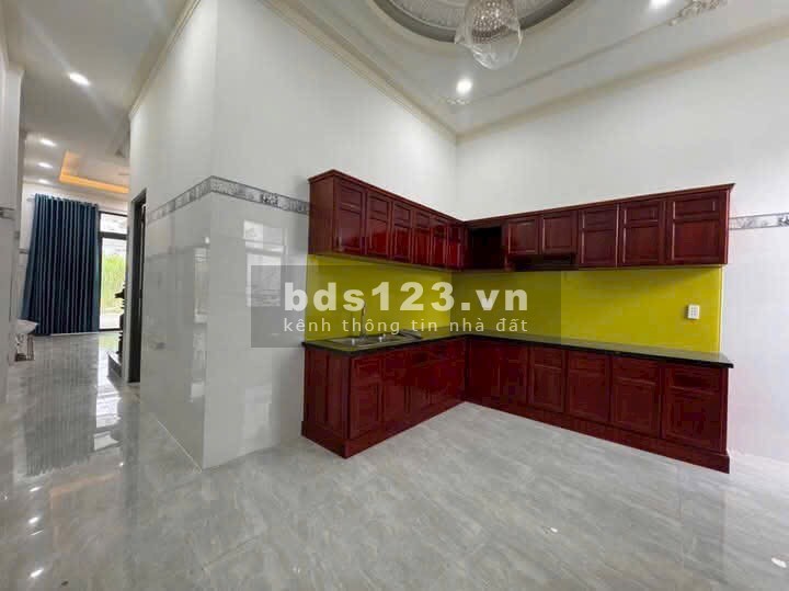 Nhà mới 1 trệt 1 lầu, đường 17A, khu Minh Linh, phường 5, TP Vĩnh Long (2 tỷ 350)