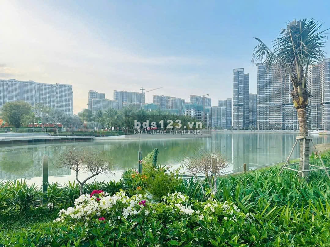 Bán lỗ sâu 3PN 100m2 View Hoa Hậu CV 36ha, view Sông 6.5 tỷ Lumiere Boulevard Vinhomes Q9