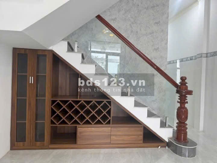 Nhà mới 1 trệt 1 lầu, đường 17A, khu Minh Linh, phường 5, TP Vĩnh Long (2 tỷ 350)