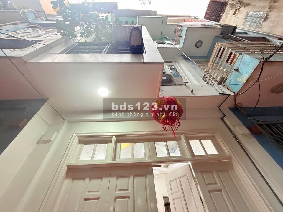 Bán nhà phố Giáp Nhất Thanh Xuân, full nội thất 2 thoáng, 43m2x5, chỉ 8.8 tỷ