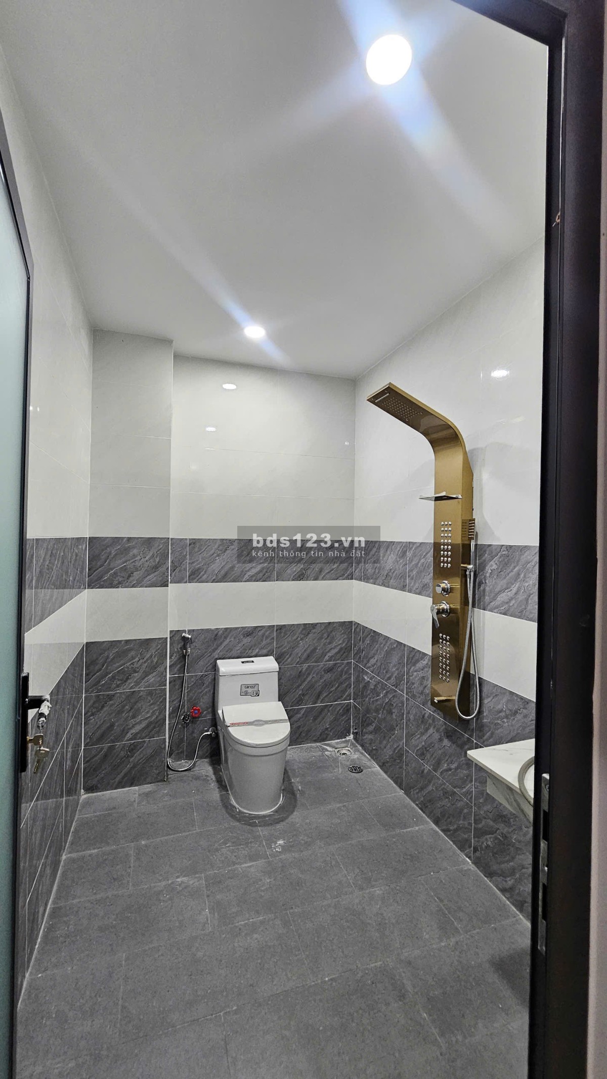 CCG Nhà 1 trệt 2 lầu sát bên Chợ Bửu Hòa, TP Biên Hòa nội thất đầy đủ vào ở ngay NH cho vay 80%